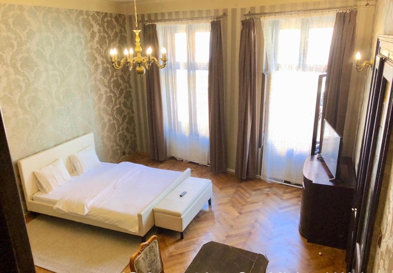 Aristocrat Vintage Apartment Braşov Eksteriør bilde