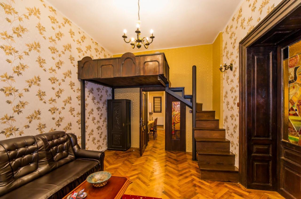 Aristocrat Vintage Apartment Braşov Eksteriør bilde
